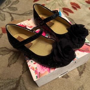 Girls size 12 shoes, Joyfolie